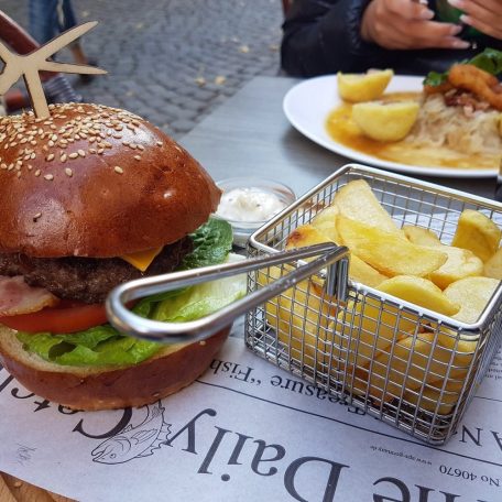 Hartie rezistenta la grasime